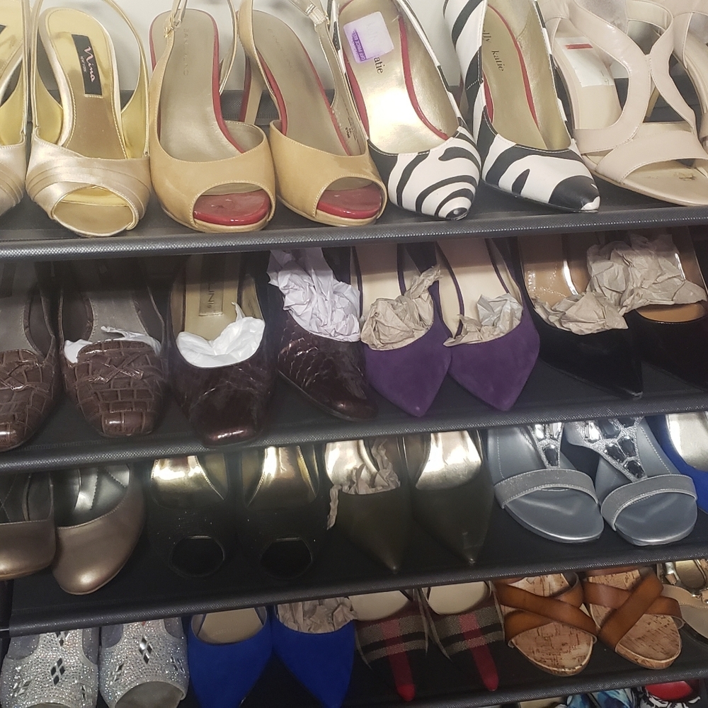 Shoes - Picture 5 of 5